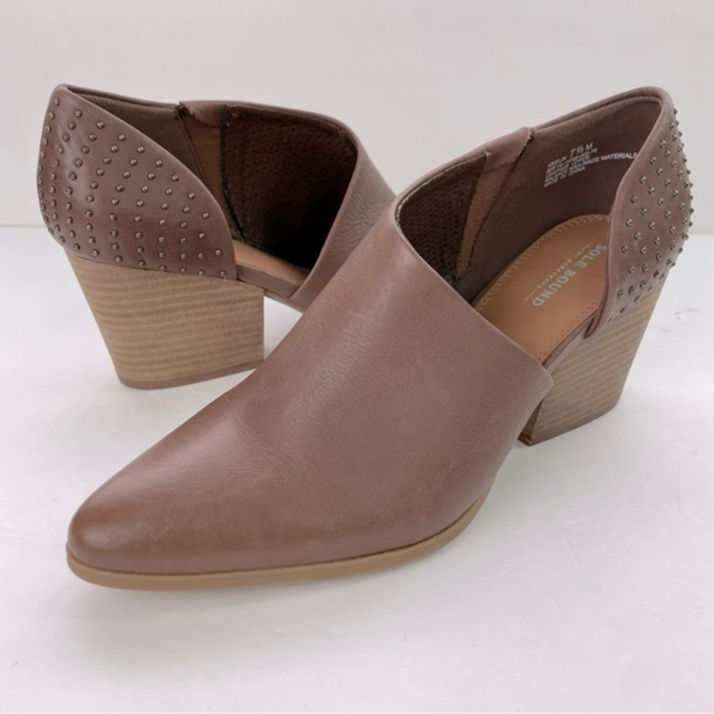 NWOT Soul Bound Brown D’Orsay Keelin Point Toe Block Heel Leather Studded Bootie